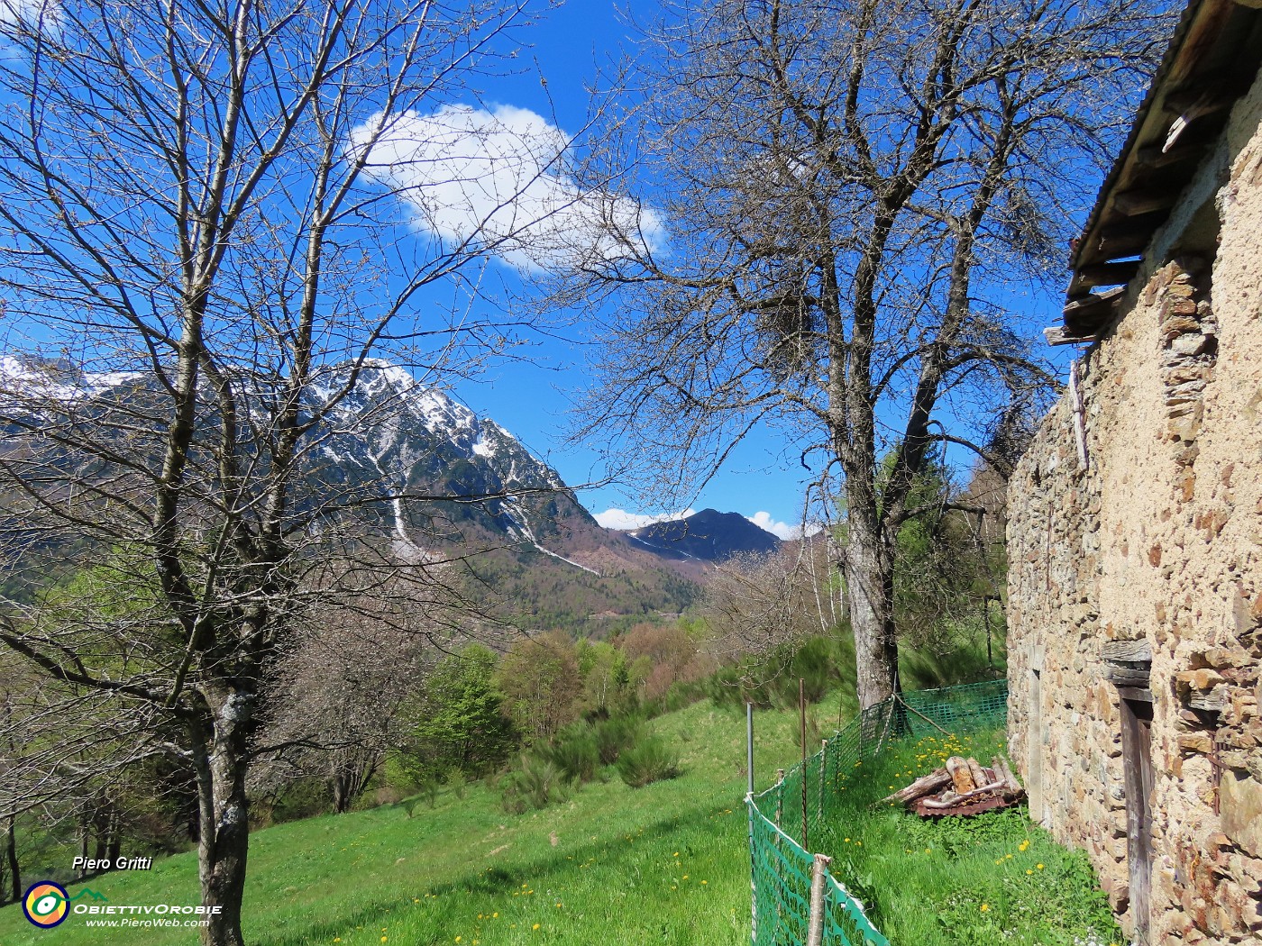 39 Baita in abbandono .JPG